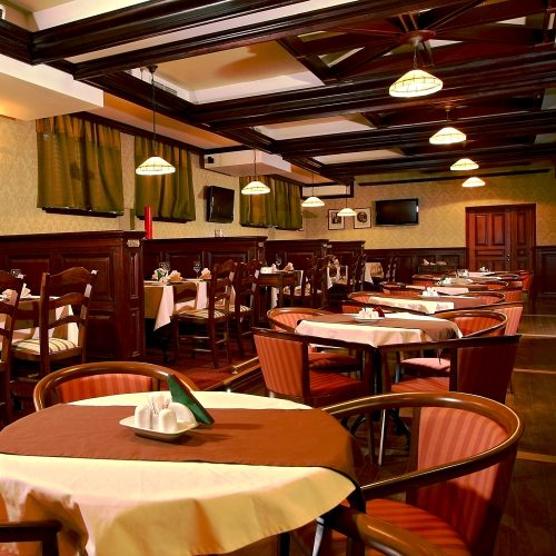 commercial interior restaurant painting