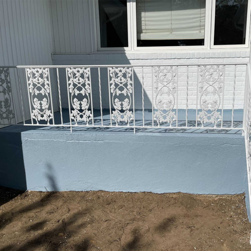 PPP ext fence porch white and blue