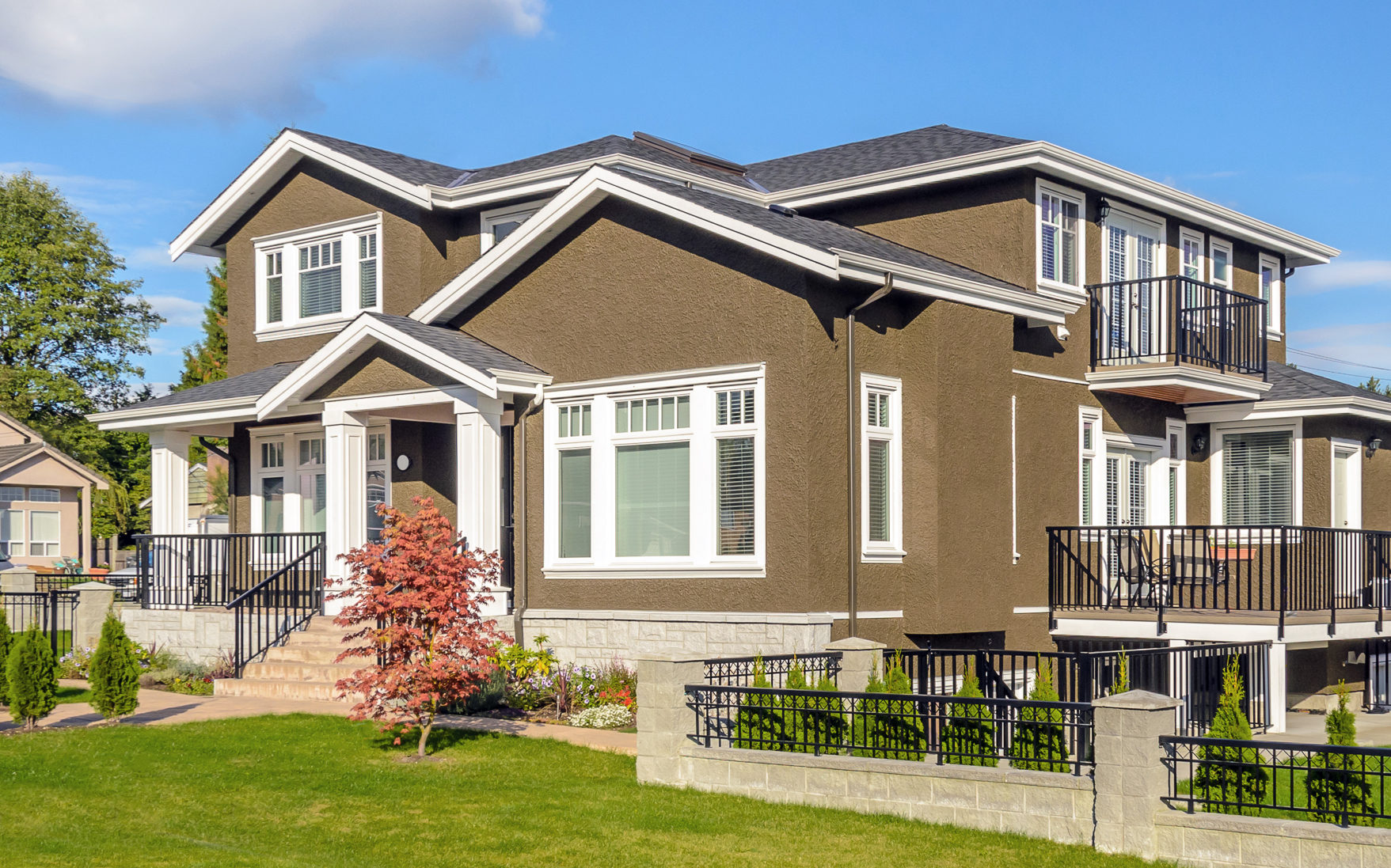 residential house exterior painting