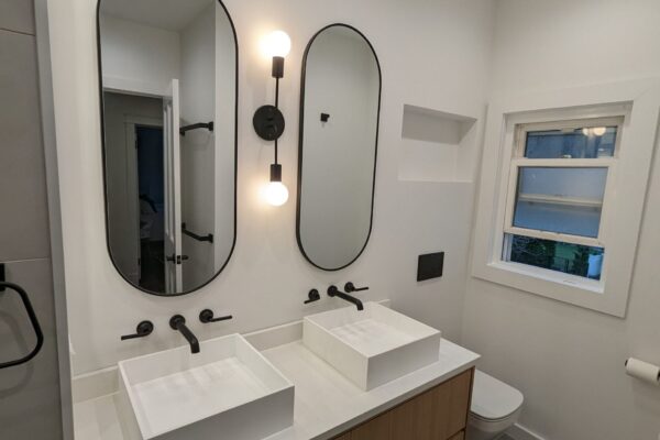 PPP-INT-residential-bathroom_white
